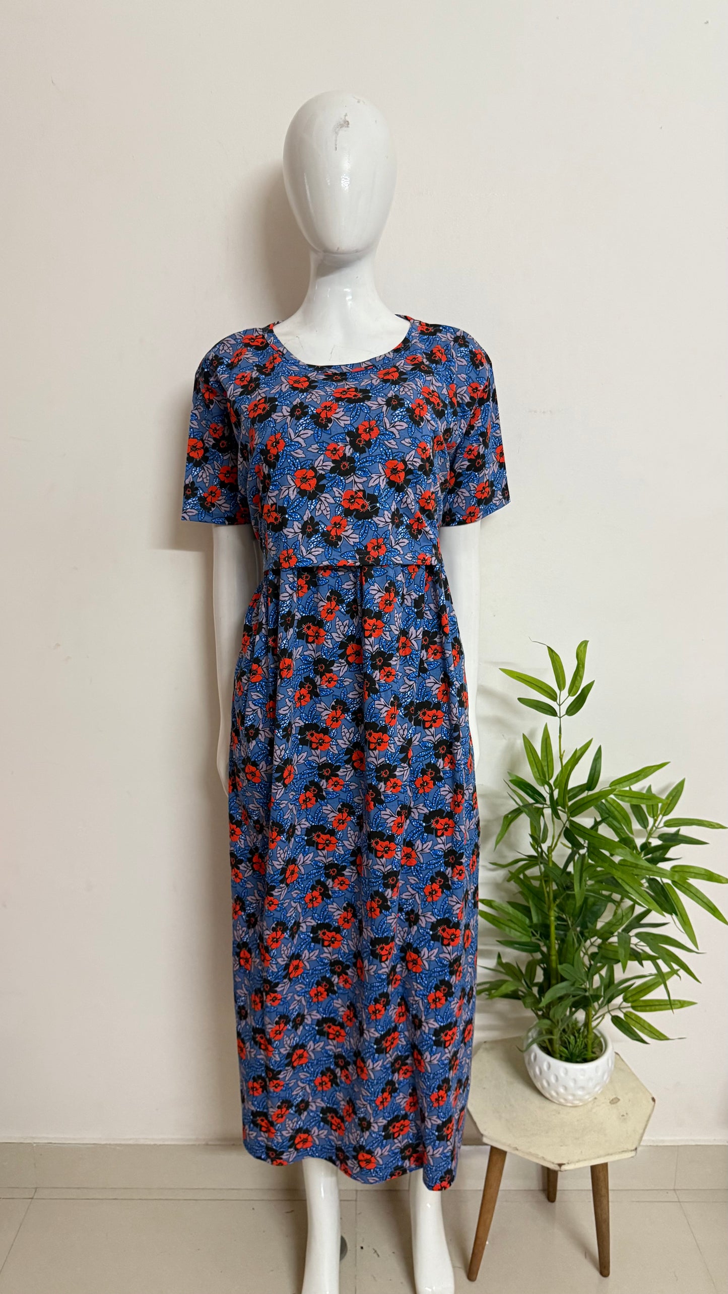 Feeding zipless frock