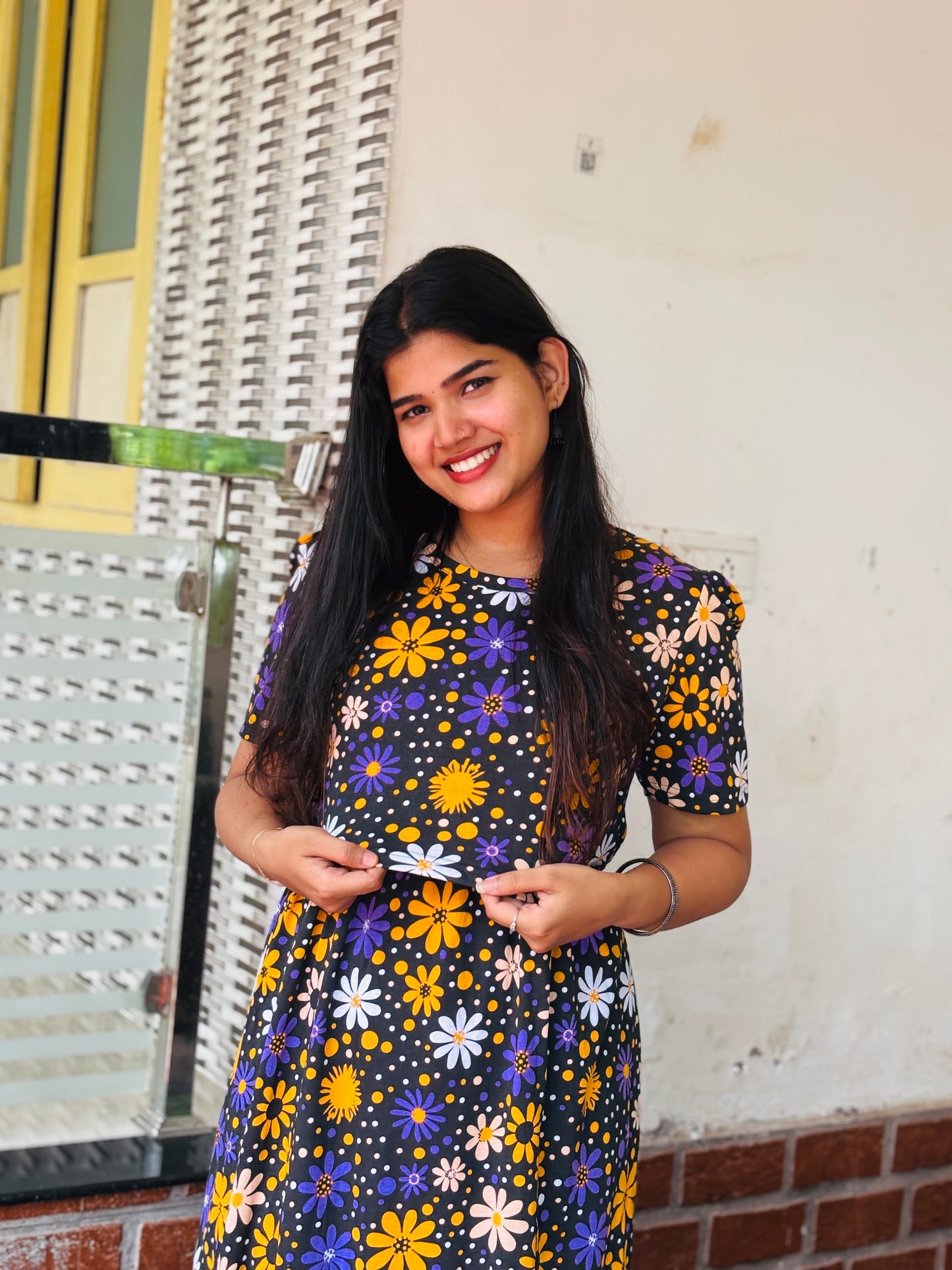 Feeding zipless frock