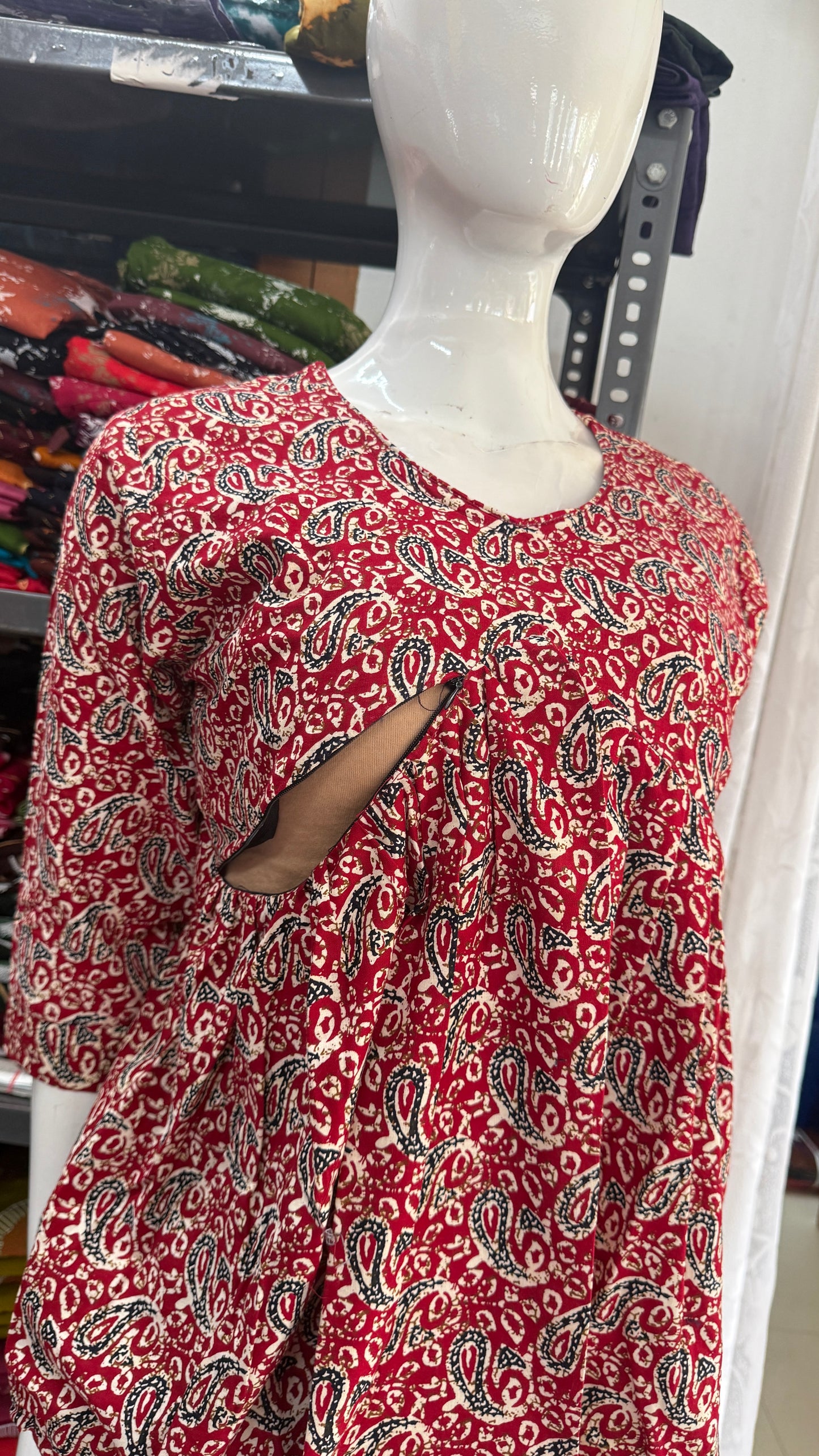 Feeding Short Kurti