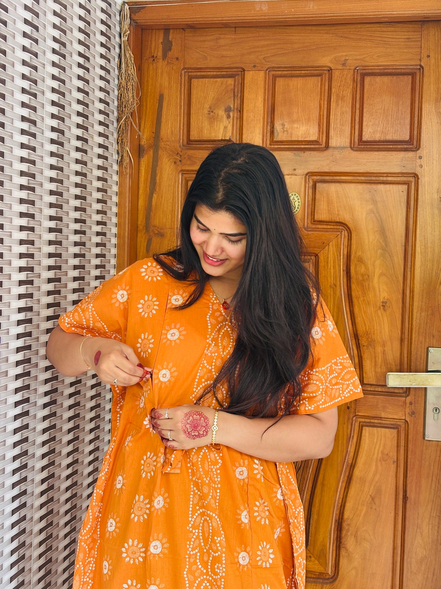 Feeding kaftan