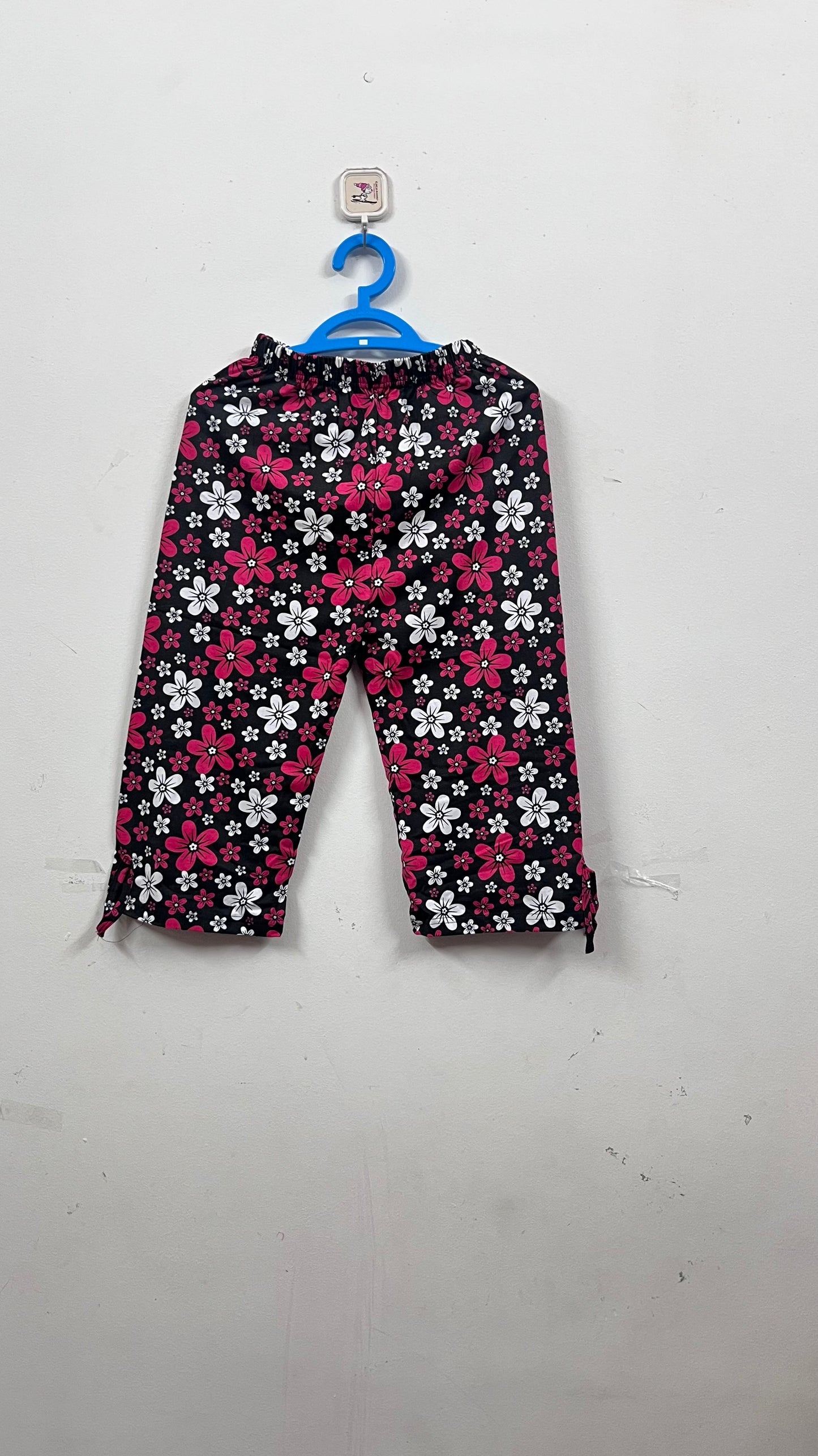 3/4 th pant L