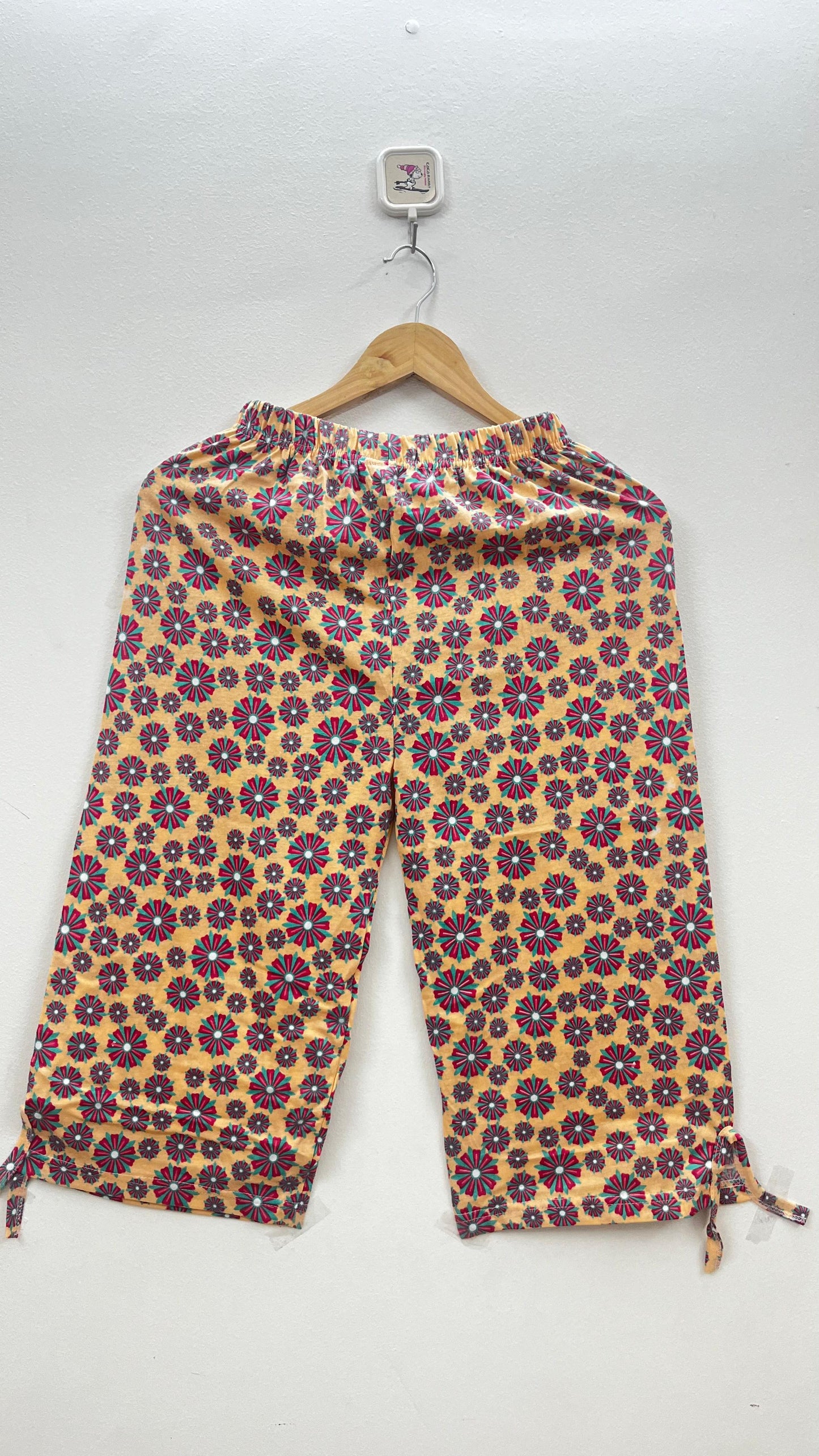 3/4 th pant L