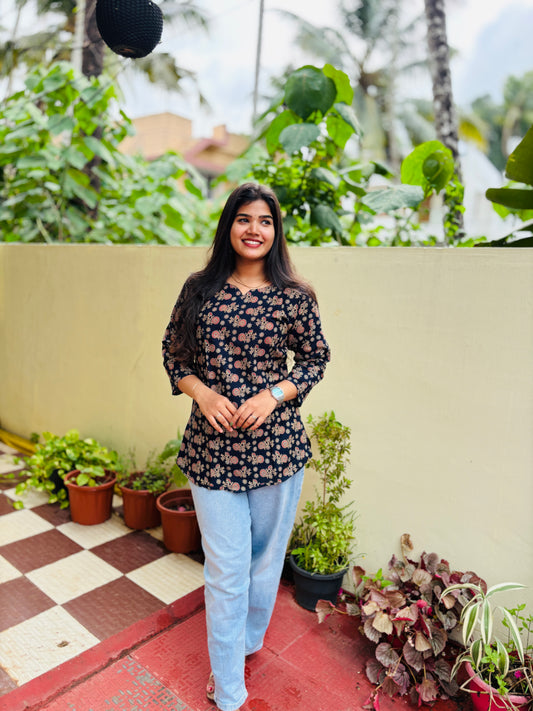 Short Kurti