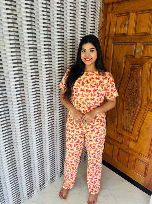NIGHT SUIT