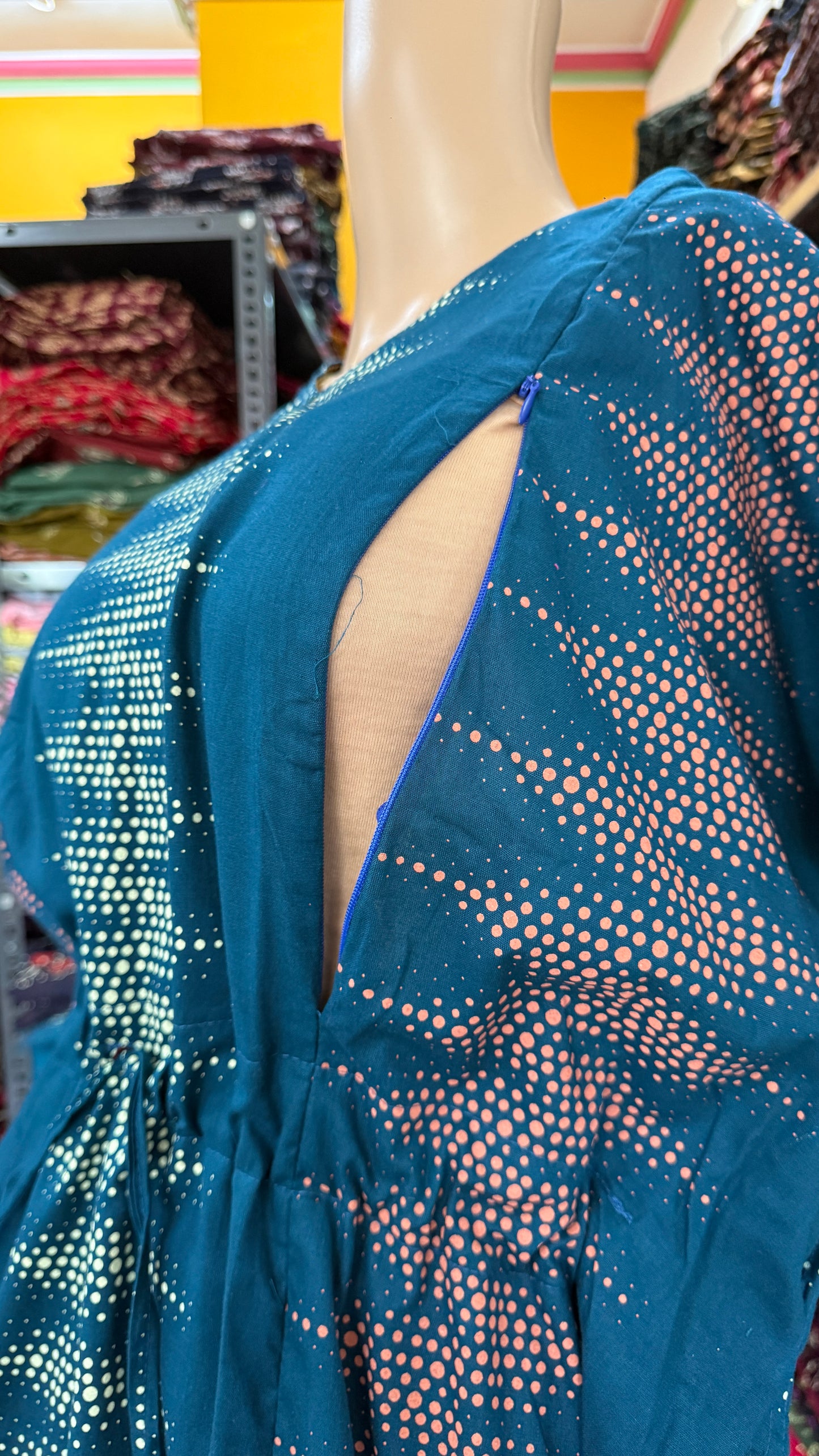 Feeding kaftan