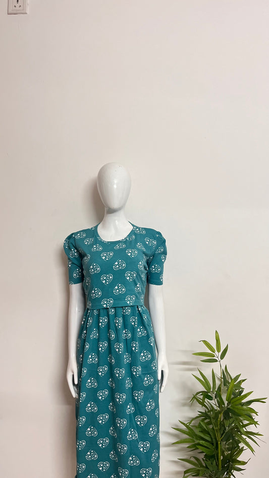Feeding zipless frock