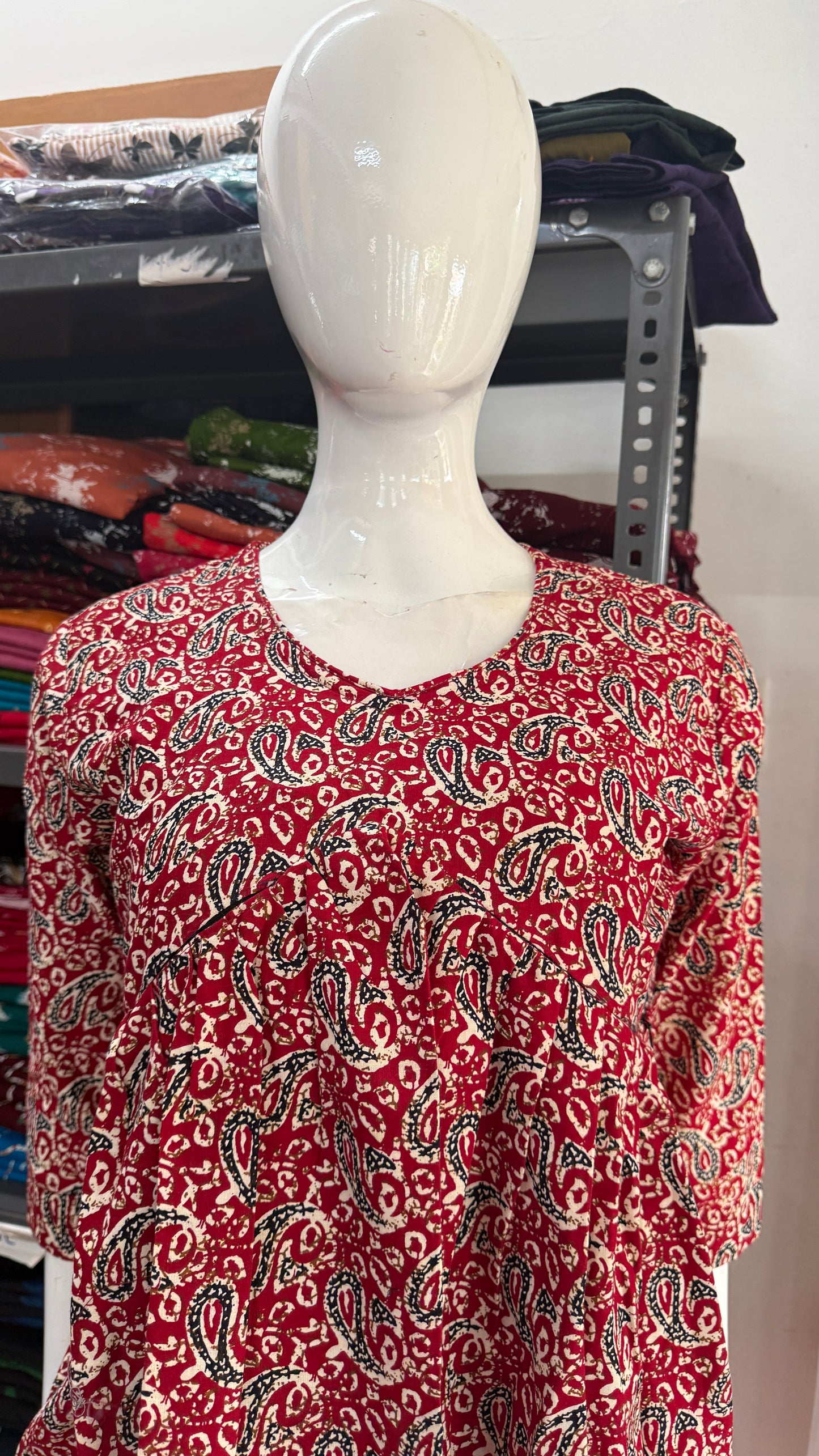 Feeding Short Kurti