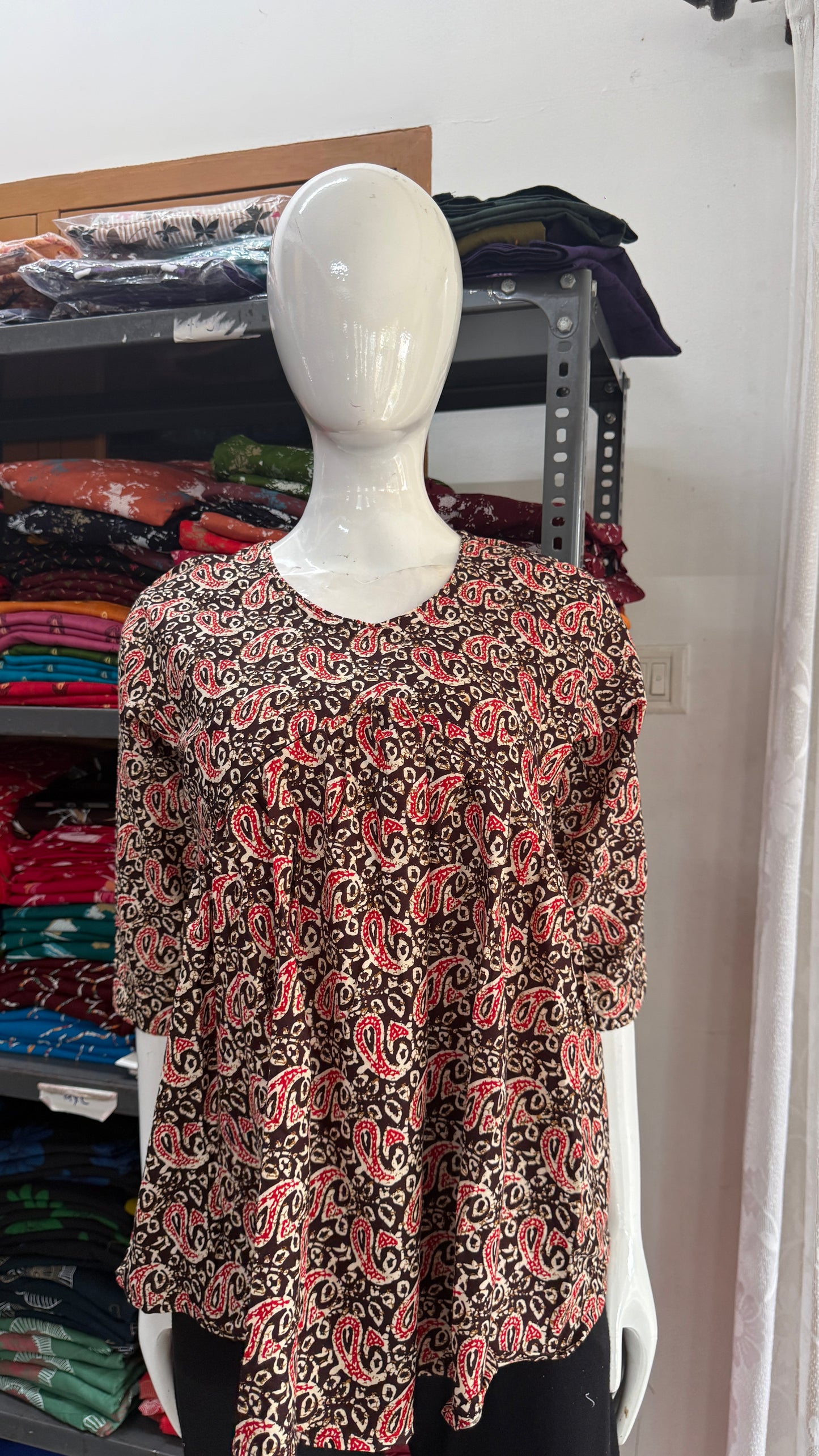 Feeding Short Kurti