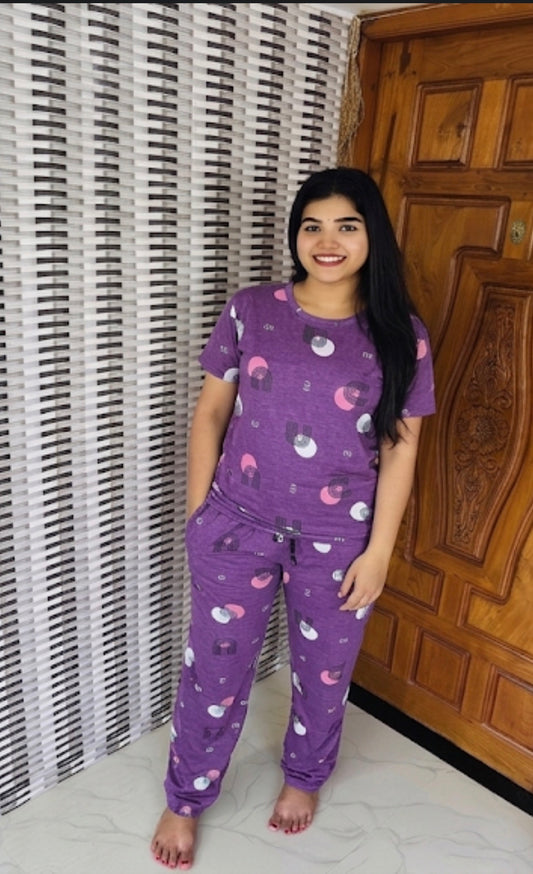 NIGHT SUIT