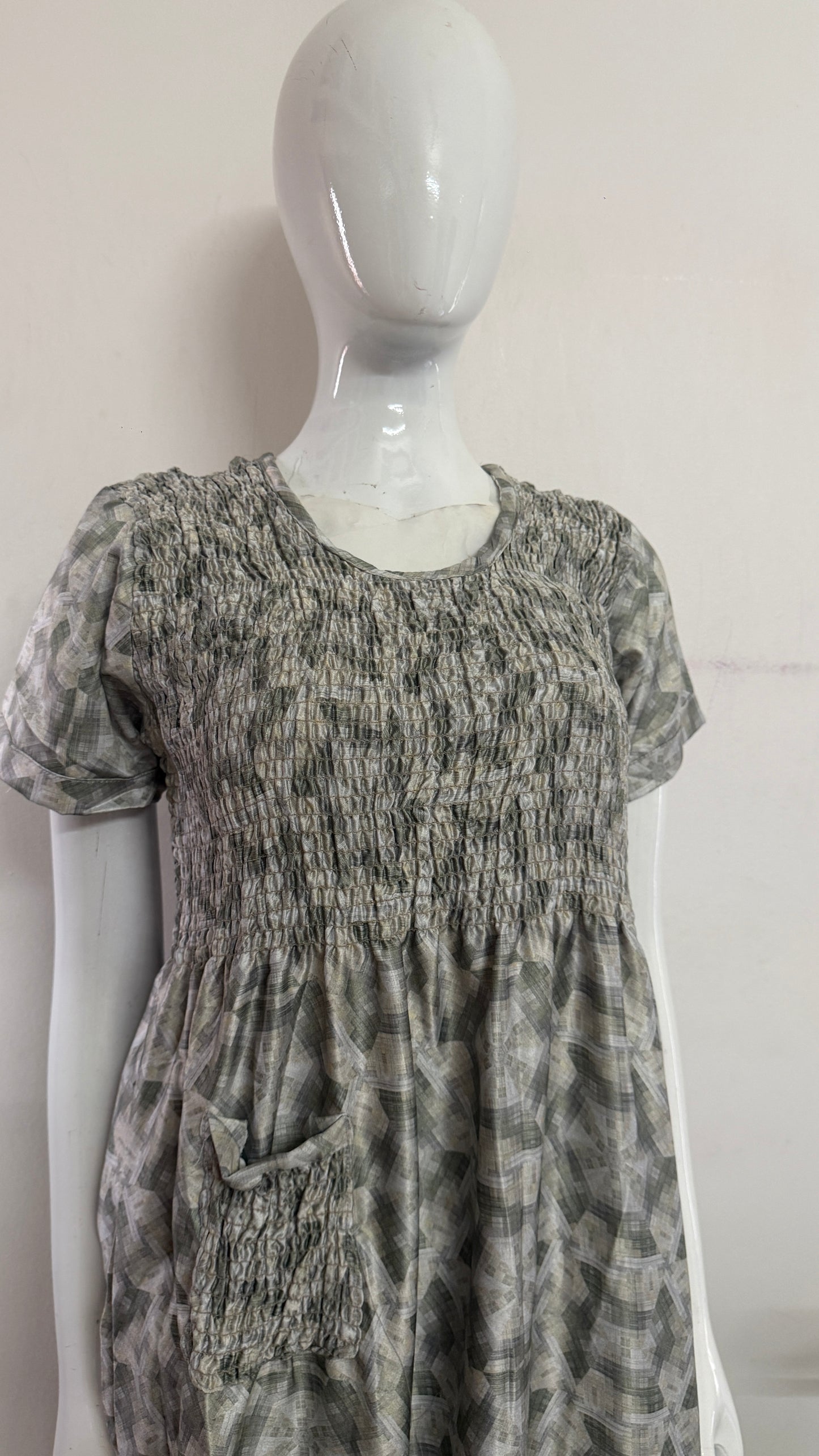 Premium Smoky Maxi