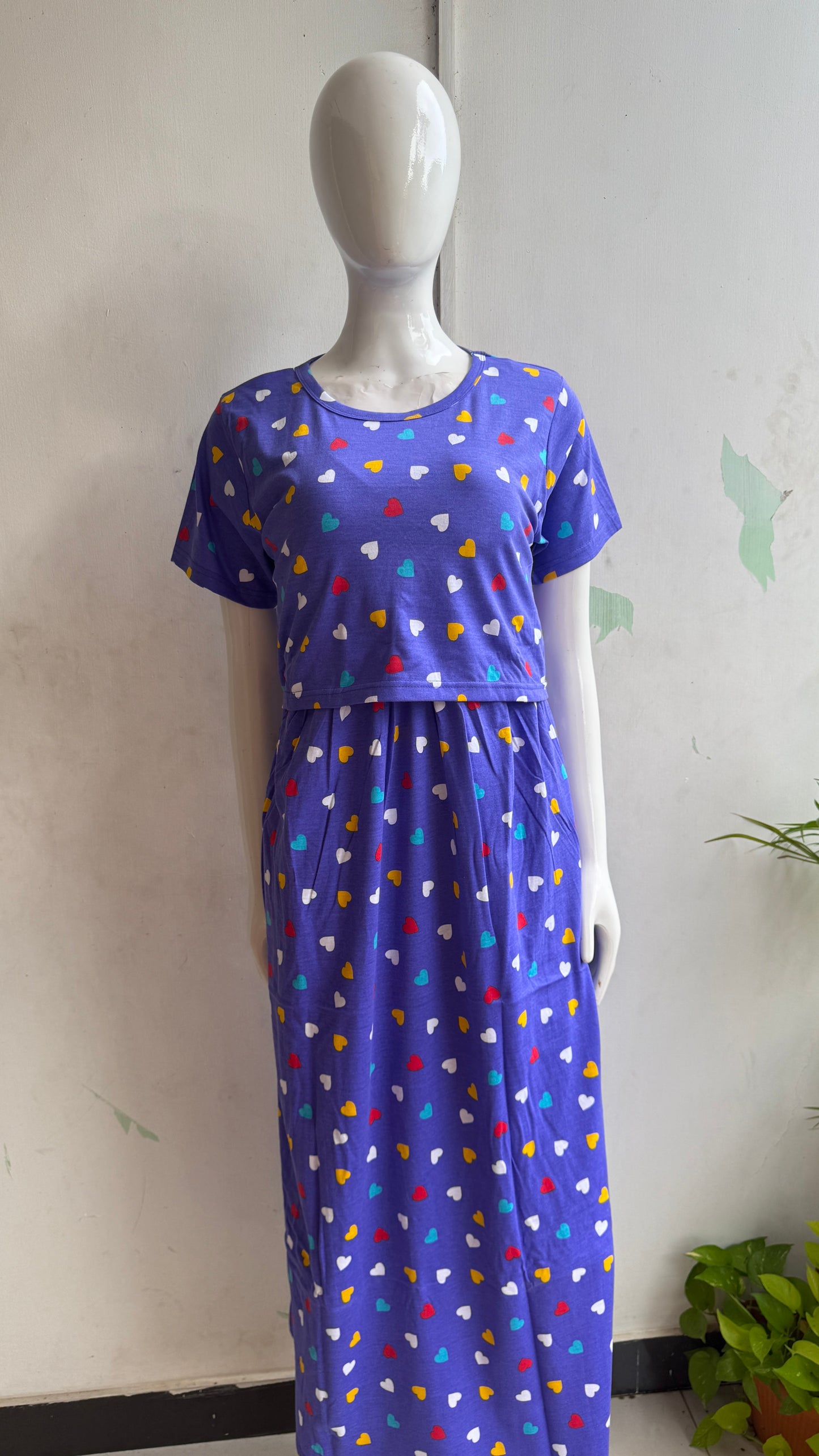 Feeding zipless frock