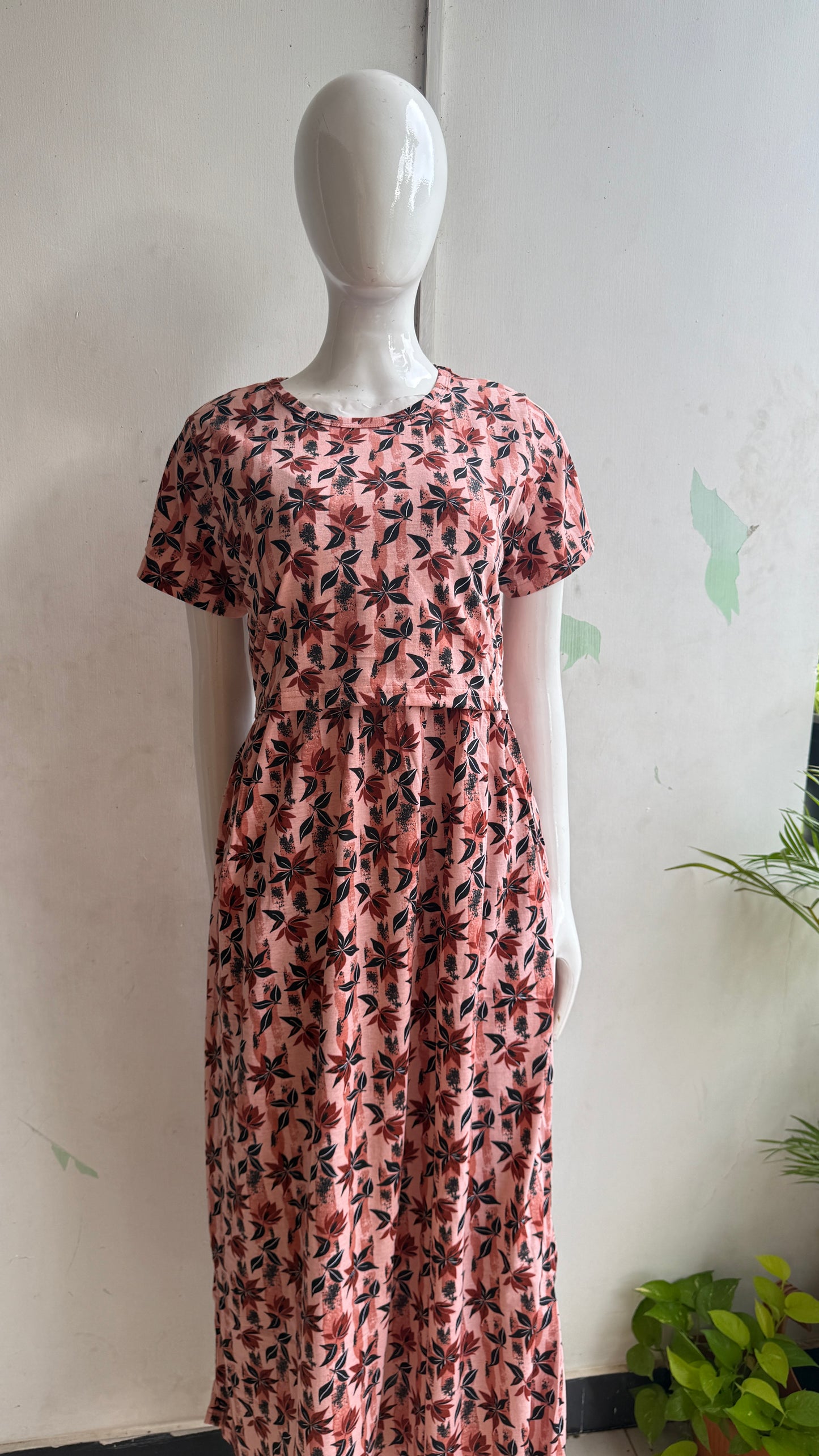 Feeding zipless frock