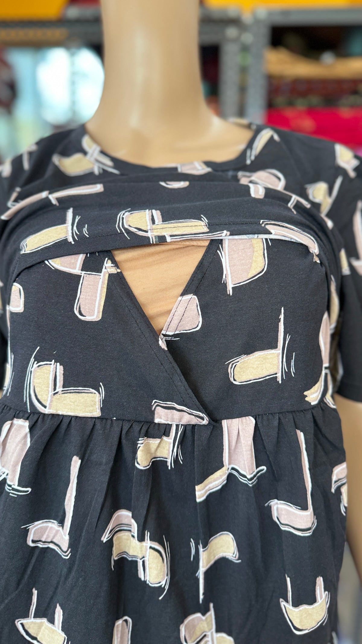 Feeding zipless frock