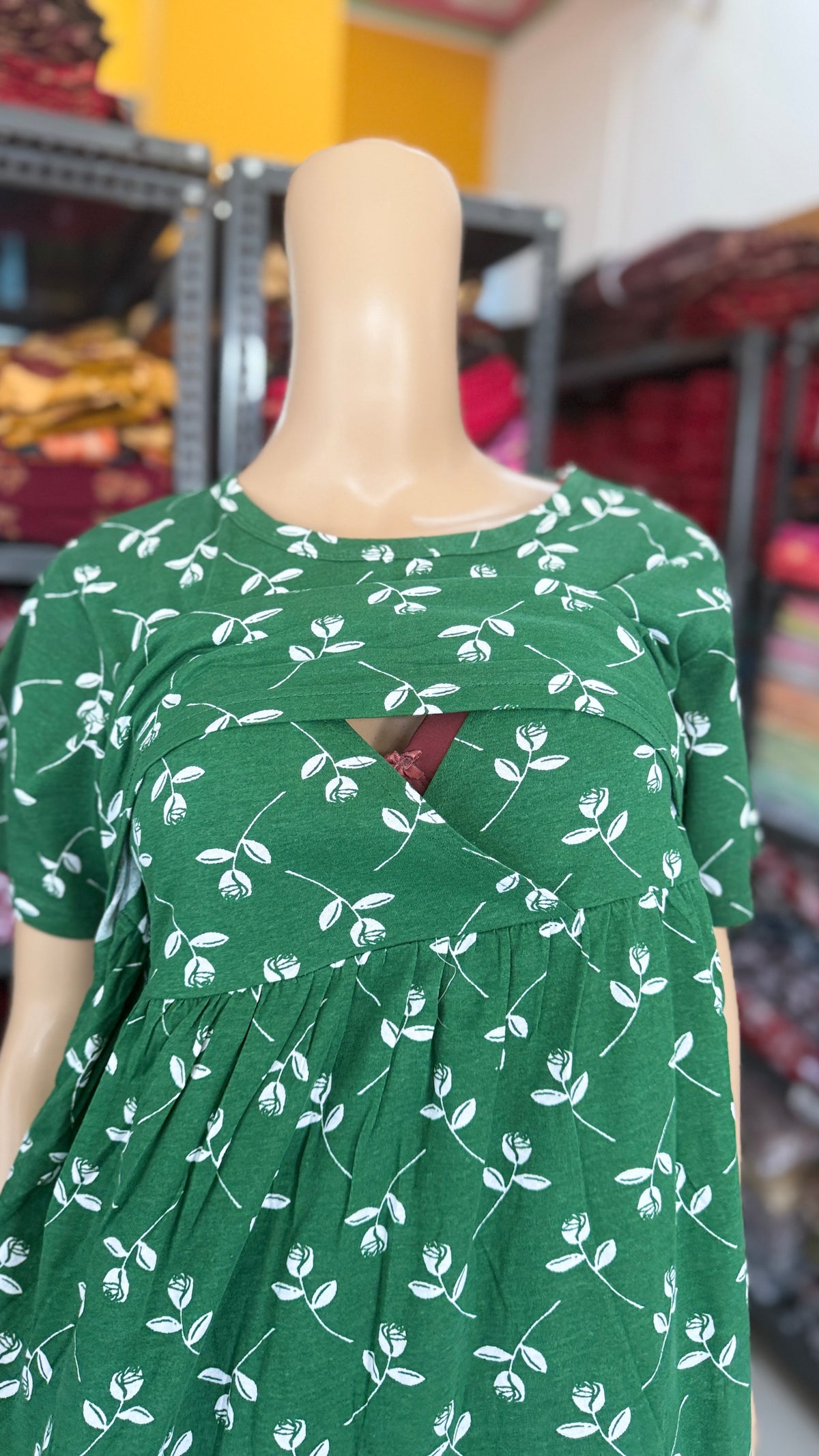 Feeding zipless frock