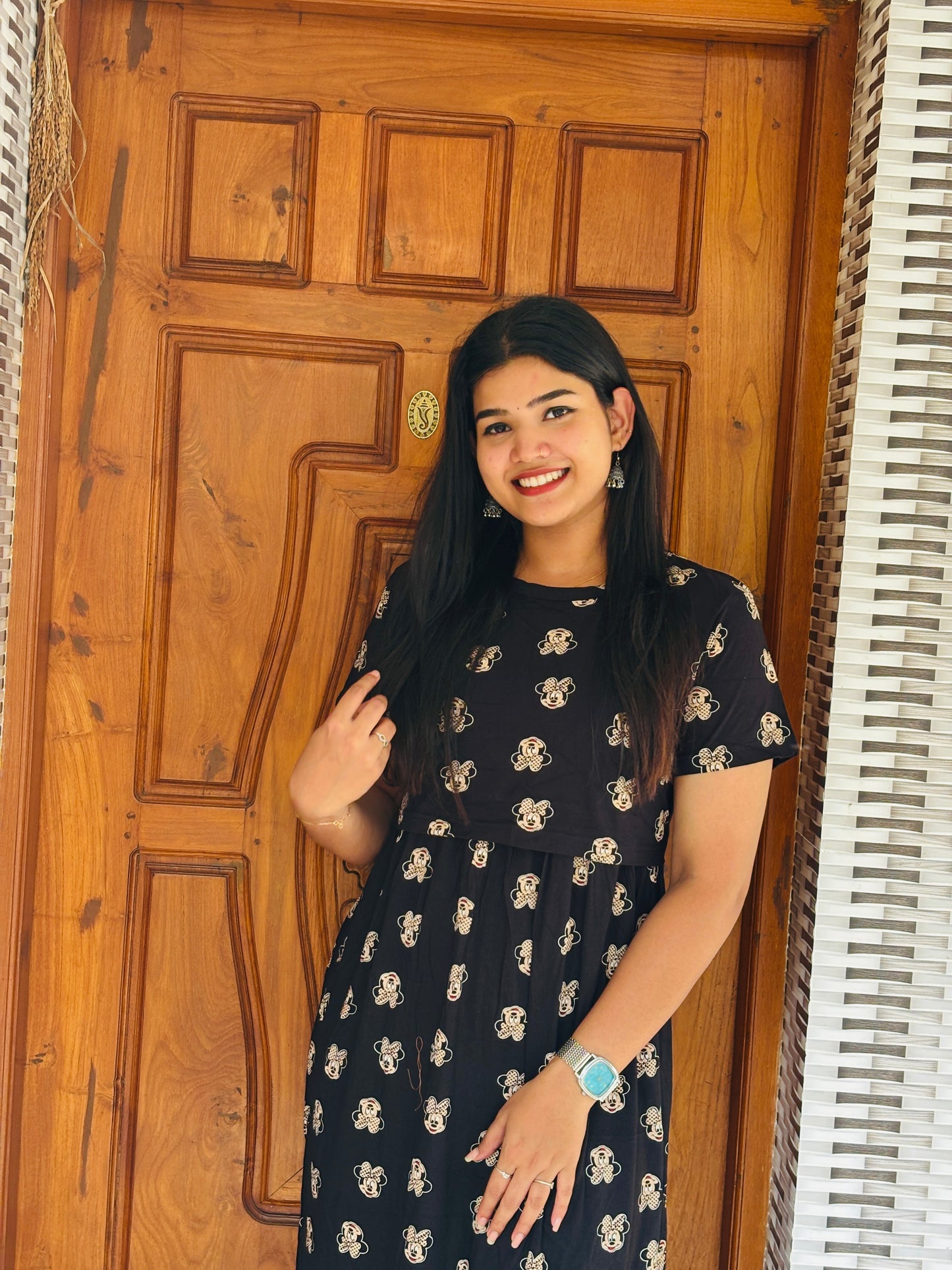 Feeding zipless frock