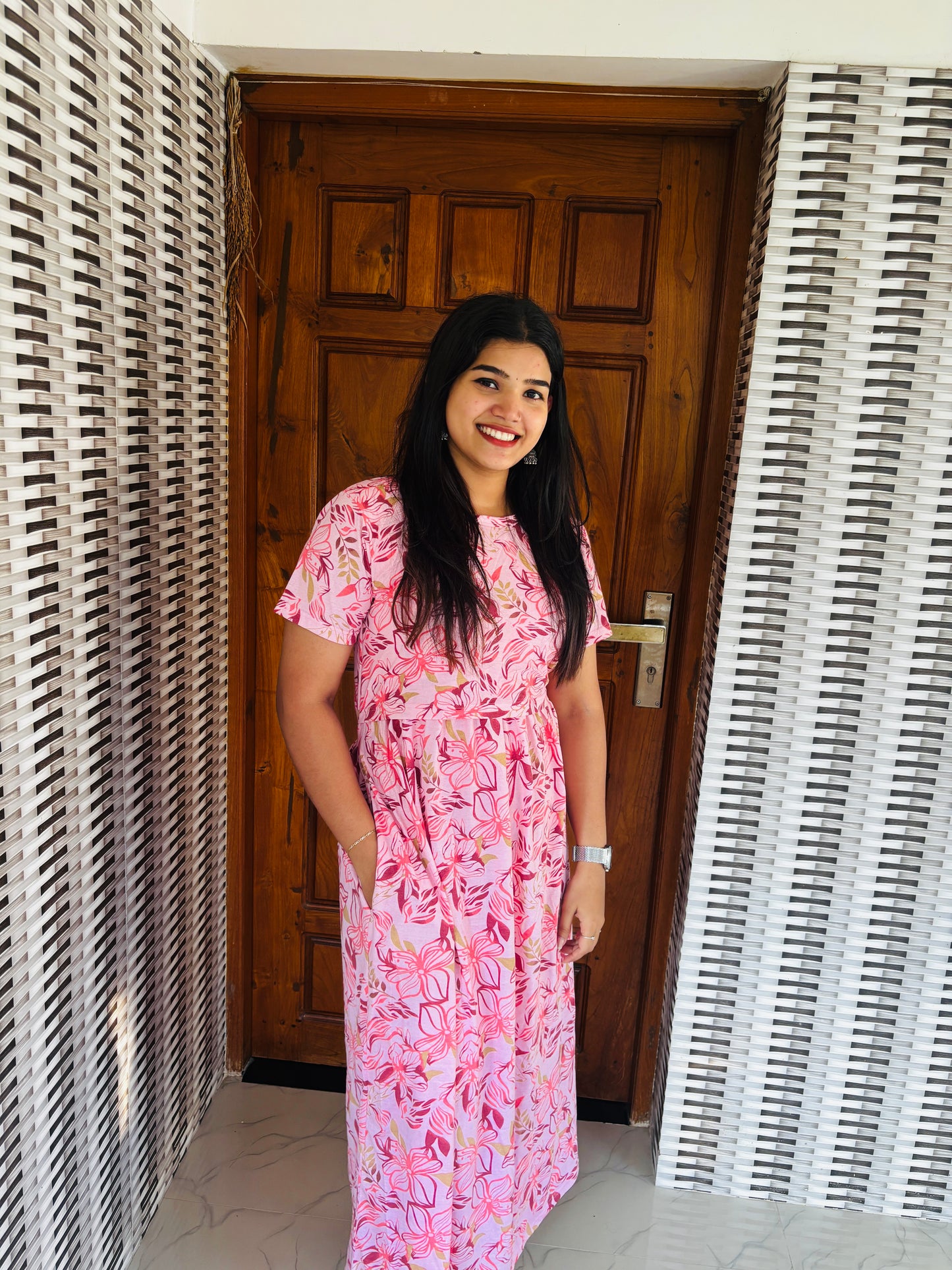 Feeding zipless frock