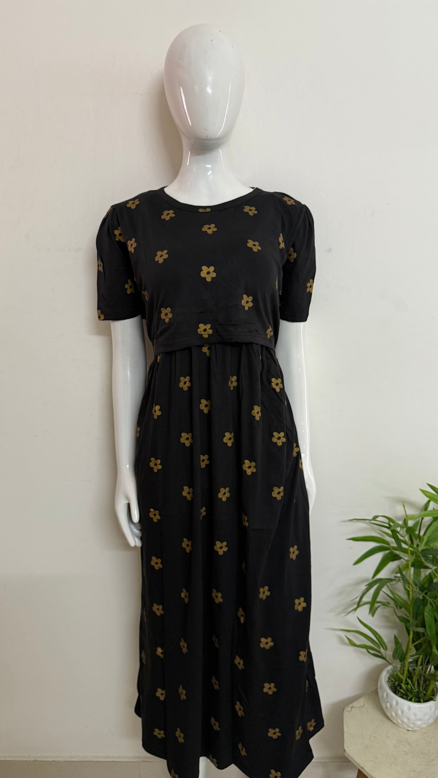 Feeding zipless frock