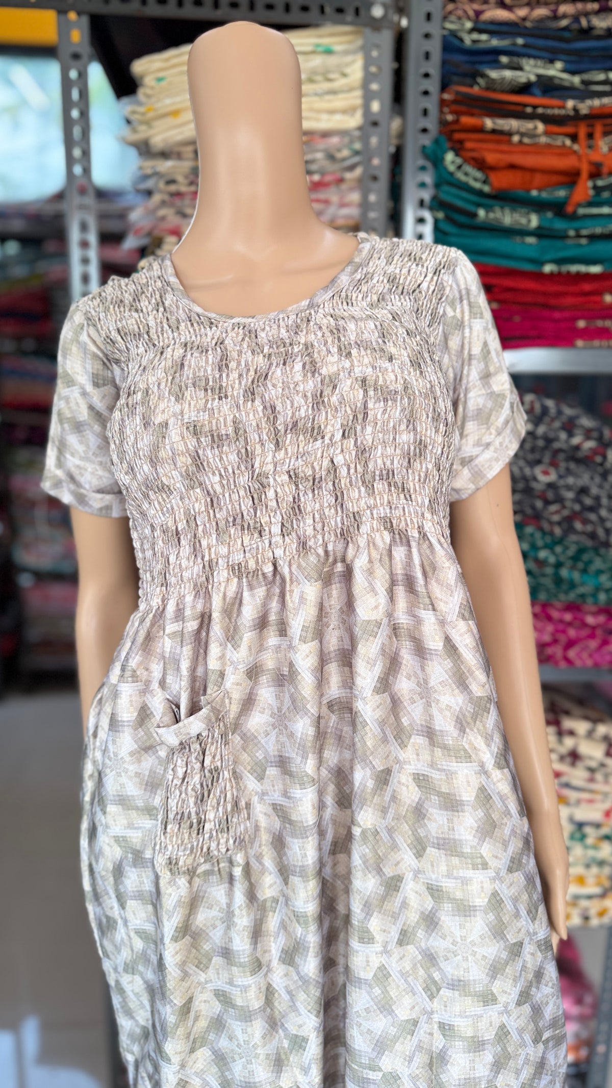 Premium Smoky Maxi