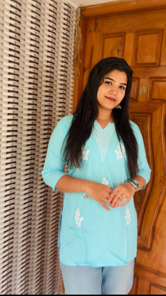 Short Kurti