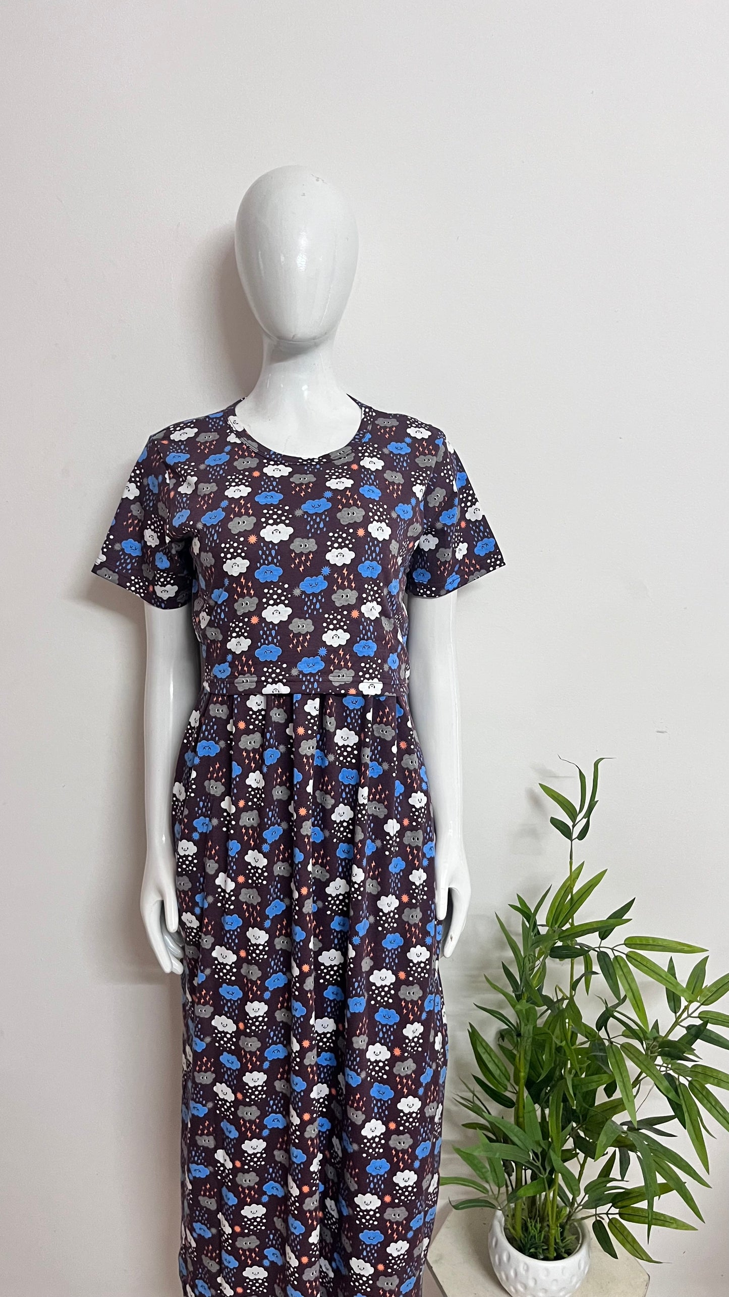 Feeding zipless frock