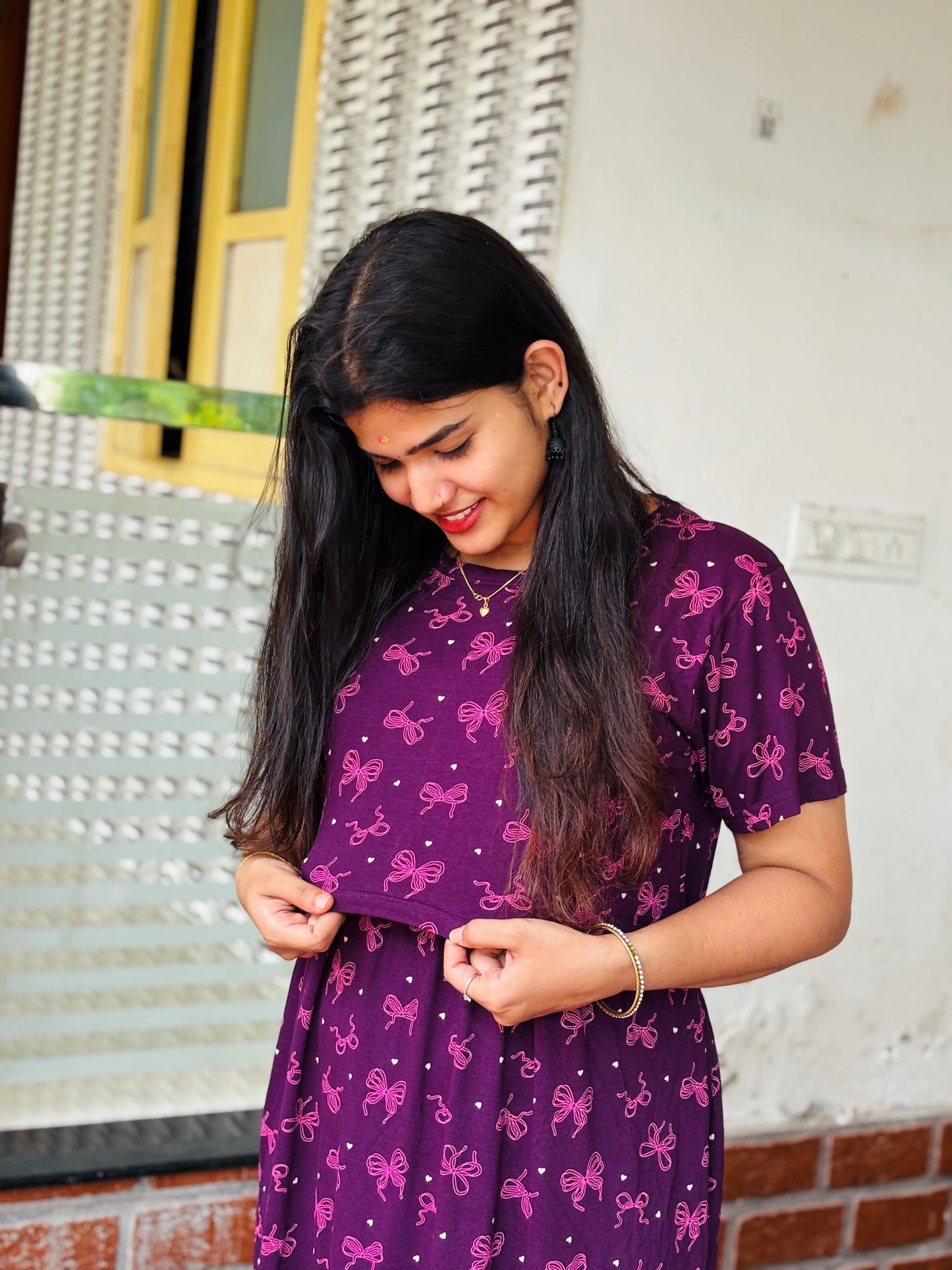 Feeding zipless frock
