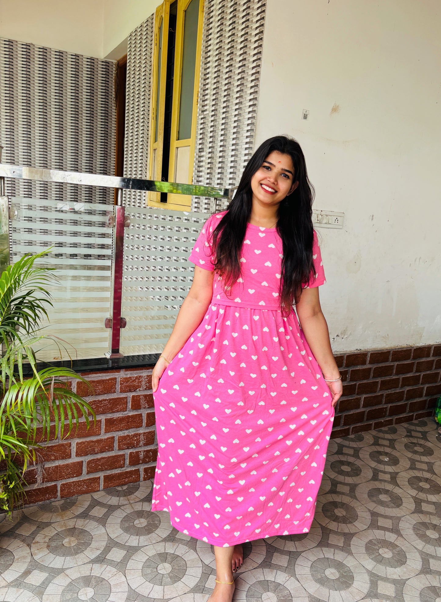 Feeding zipless frock