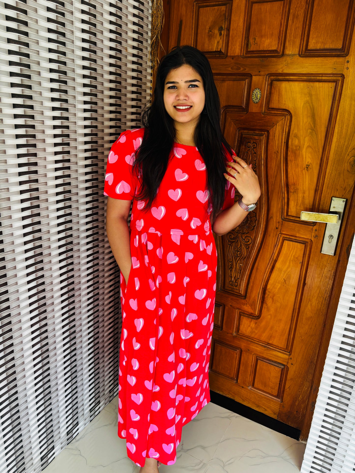 Feeding zipless frock